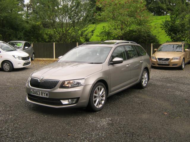 Skoda Octavia Elegance TDI CR 5 Door Estate